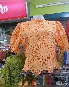 เสื้อลูกไม้ผู้หญิงทั้งตัวคอกลมใส่ออกงานงานแต่งงานบวชได้ค่ะ