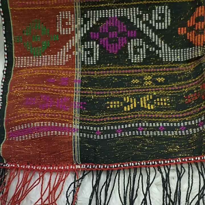 Ulos Sadum: Pakaian Adat Batak Toba