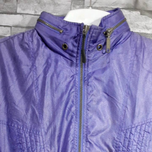 JAKET CEWEK (SECOND IMPORT) KODE JKT E 1