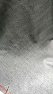 Kain Bahan celana Semi wool Kotak kotak Hugo Roche  super 280s(hrg Percelana)