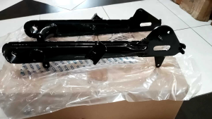 arm swing arm Astrea PRIMA STAR C70 hitam tebal presisi