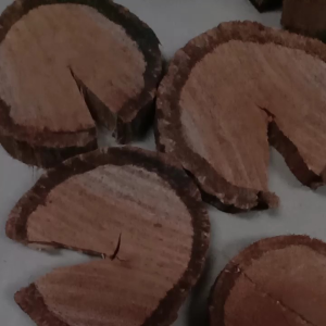 Akar Bajakah Asli Kalimantan: Manfaat & Penggunaan