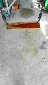 ชิงช้าไม้ นั่งเล่น ไม้ประดู่ลายไม้ธรรมชาติ แข็งแรง ทนทาน สวยงาม สไตล์ธรรมชาติ