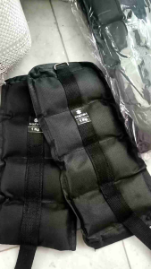 Fox-(Bayar ditempat) Pemberat Kaki 2Kg / BENDING 2Kg/ BANDING/ Alat Pemberat untuk kaki dan tangan ( Sepasang) 2kg