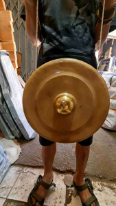 Gong Bahan Besi Pencu Kuningan Dim 30 Cm