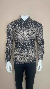 Kemeja batik pria motif jalu hitam