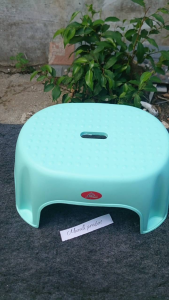 BANGKU DUDUK MURAH/BANGKU PLASTIK TEMPAT DUDUK