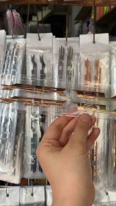 Bộ chữ nổi cứng AirBlade 2017 màu đồng crôm bóng nhập Thái Lan chất lượng cao dành trang trí riêng cho dòng xe này tem nổi gồm 2 cái như hình màu sắc rất đẹp và bền giá bán cực tốt bán lẻ như bán sỉ