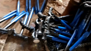 PALU KAMBING PALU BESI BETON KUAT PALU CEWENG 2 FUNGSI