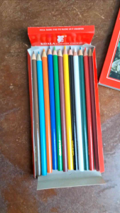 Pensil Warna Murah Isi 12 Warna