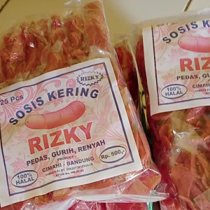 Camilan sosis kering