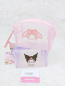 [พร้อมส่งจากร้านไทย] มีหลายลายให้เลือกลิขสิทธิ์แท้ 100% Sanrio HELLO KITTY กระเป๋าเครื่องสำอางค์ซานริโอ้ ัสดุเป็นตาข่ายแน่นอย่างดี ลายน่ารัก สวยชัด มีซิปรอบ ซํกได้ แห้งไวน้ำหนักเบา มีหูหิ้วได้ค่ะ