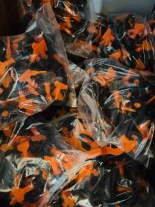 Ke Cân Bằng Lát Gạch 1.5Li-Túi 50 Cái