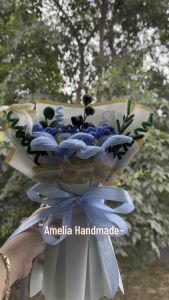 Bouquet Handmade Velvet Flower | Birthday / Graduation / Special Occasions | Cute Gift | Custom Colours