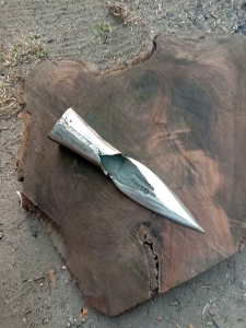 Sulak Alat Kupas Kelapa