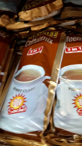 Kopi INDOCAFE COFFEMIX 1 Renceng isi 10sachet