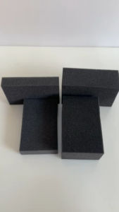 ฟองน้ำทายางดำ ฟองน้ำเคลือบเงายางรถ ขนาด 1 นิ้ว 500 ชิ้น และ 2 นิ้ว 300 ชิ้น เกรด A ส่งไว