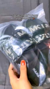 Sandal Wanita Trend Bahan Karet Jelly Model Slop Gesper Sendal Cewe Yutu Size 37-41 Mewah