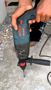 จัดโปรรัวๆ แถมดอกสว่าน > สว่านโรตารี่ 3 ระบบ รุ่น 2-26DFR 8หุน (800วัตต์) พร้อมดอกสว่าน