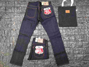 justin ​sam1970​ กระบอก​เล็กผ้าด้านริมแดงหนาพิเศษ