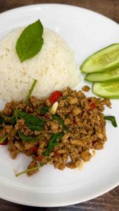 ซอสผัดกะเพรารสนิยม ปรุงสำเร็จ สูตรพริกแห้งไร้น้ำมัน ขนาด1000ml ซอสผัดกะเพรา ซอสกะเพรา - Lazada