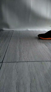 Sepatu Pria Olahraga Badminton Sepatu Volly Terbaru Sneakers Pria