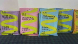 Khăn giấy ướt Yuanai lau mặt siêu mát lạnh đủ mùi hương 10 miếng/gói
