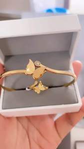 Gelang & Cincin Titanium Motif Kupu-Kupu Set Perhiasan Cantik CXA155