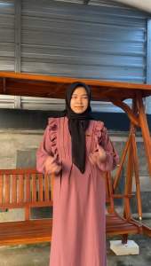Gamis Wanita Polos Crinkle Airflow: Pilihan Pakaian Sehari-hari & Acara Formal