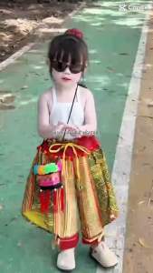 กางเกงเด็กดอย งานสม๋อคหลังรูดเชือกด้านหน้าผูกได้ตามสัดส่วนเนื้อผ้าฝ้ายแท้แมทคู่กับเสื้อยึดสายเดี่ยวได้ทุกสไตล์เลยคะแม่