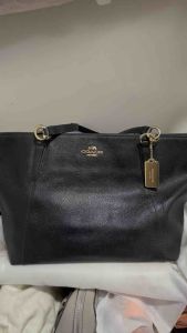 Preloved Authentic cornflower crossgrain city zip tote