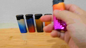 XHC 916 Haichuan Glossy Fade Windproof Lighter (random)