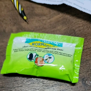 DUA SASET WORMZOL-B ISI 1 BOLUS: Obat Cacing Sapi, Domba, Kerbau & Kambing