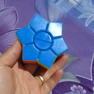 RUBIK HÌNH HOA - ĐỒ CHƠI CHO TRẺ PHÁT TRIỂN TRÍ NÃO