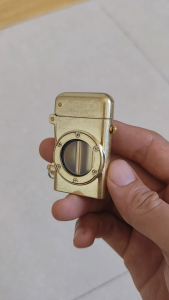 Bật Lửa Xăng Đá bằng Đồng Nguyên khối🔥Lộ Xăng Kiểu Dáng Mới (Có Hộp)