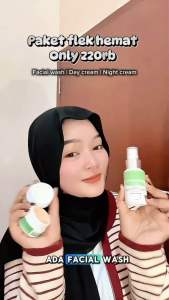 ORLIN BEAUTY SKINCARE PAKET FLEK TANPA TONER SKINCARE FACIAL WASH PLATINUM/DAY CREAM FLEK PLATINUM/NIGHT CREAM FLEK PLATINUM BPOM\\n\\n Apa Itu Paket Skincare Flek Tanpa Toner?\\n\\nPaket Skincare Flek Tanpa Toner adalah rangkaian produk perawatan kulit wajah yang dikembangkan oleh Orlin Beauty Skincare, sebuah merek terpercaya yang telah terdaftar di Badan Pengawas Obat dan Makanan (BPOM). Produk ini dirancang khusus untuk membantu mengurangi flek hitam dan meningkatkan kesehatan kulit wajah.\\n\\n Mengenal Produk Skincare BPOM\\n\\nProduk skincare yang terdaftar di BPOM menjamin keamanan dan kualitas produk tersebut. Orlin Beauty Skincare memastikan bahwa semua produknya telah melalui proses pengujian dan pengecekan yang ketat sebelum dipasarkan.\\n\\n Keunggulan Paket Skincare Flek Tanpa Toner\\n\\nPaket Skincare Flek Tanpa Toner memiliki beberapa keunggulan, antara lain:\\n\\n- Mengandung bahan aktif yang ampuh dalam mengurangi flek hitam\\n- Didesain tanpa toner, sehingga lebih praktis dan mudah digunakan\\n- Telah terdaftar di BPOM, menjaga keamanan dan kualitas produk\\n\\n Cara Menggunakan Paket Skincare Flek Tanpa Toner\\n\\nBerikut ini adalah langkah-langkah penggunaan rangkaian produk Paket Skincare Flek Tanpa Toner:\\n\\n Langkah-langkah Penggunaan Night Cream Flek Platinum\\n\\n1. Bersihkan wajah dengan Skincare Facial Wash Platinum\\n2. Oleskan Night Cream Flek Platinum secara merata pada wajah dan leher sebelum tidur\\n3. Biarkan produk menyerap selama beberapa menit\\n\\n Petunjuk Penggunaan Skincare Facial Wash Platinum\\n\\n1. Basahi wajah dengan air hangat\\n2. Ambil sedikit Skincare Facial Wash Platinum dan gosokkan pada tangan hingga berbusa\\n3. Aplikasikan busa pada wajah dan leher, lalu bilas dengan air bersih\\n\\n Panduan Penggunaan Day Cream Flek Platinum\\n\\n1. Bersihkan wajah dengan Skincare Facial Wash Platinum\\n2. Oleskan Day Cream Flek Platinum secara merata pada wajah dan leher setelah mandi\\n3. Biarkan produk menyerap selama beberapa menit\\n\\n Manfaat Menggunakan Paket Skincare Flek Tanpa Toner\\n\\nMenggunakan Paket Skincare Flek Tanpa Toner memiliki beberapa manfaat, antara lain:\\n\\n Membantu Mengurangi Flek Hitam\\n\\nProduk ini mengandung bahan aktif yang dapat membantu mengurangi flek hitam pada kulit wajah. Dengan penggunaan yang rutin, flek hitam dapat berangsur menghilang dan kulit wajah menjadi lebih cerah.\\n\\n Meningkatkan Kesehatan Kulit Wajah\\n\\nPaket Skincare Flek Tanpa Toner dirancang untuk membantu meningkatkan kesehatan kulit wajah. Produk ini dapat membantu melembabkan kulit, melindungi kulit dari radikal bebas, dan menjaga kelembaban kulit.\\n\\nDengan menggunakan Paket Skincare Flek Tanpa Toner, Anda dapat merawat kulit wajah Anda dengan cara yang aman dan efektif. Jangan ragu untuk mencoba rangkaian produk ini dan rasakan perubahan positif pada kulit wajah Anda!\n}