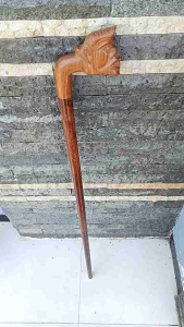 Tongkat Jalan Kayu Kelor Emas Ukir Semar S21