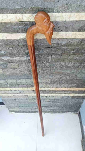 Tongkat Jalan Kayu Kelor Emas Pak Jenggot S22