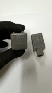 100% ORIGINAL NISSAN RELAY 2PIN 12V 24330-C9900 / CIRCUIT BREAKER / TINO RELAY (READY STOCK)