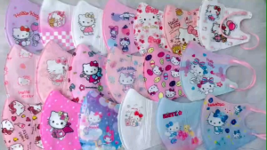 GÓI 10 CÁI KHẨU TRANG 3D KITTY CHO BÉ TỪ 2 - 7 TUỔI ngẩu nhiên