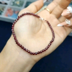 Lắc chân garnet ngọc hồng lựu cắt giác size nhí móc bạc freesize  - Phong Thủy TUDO