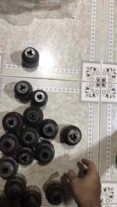 Đầu kẹp 16mm mang ranh 16mm Nhật bãi nặng khoản 1kg hoạt động OK nhẹ nhàng chân côn răng ko mẻ