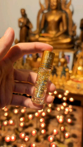 💥💥獨家超級推薦️ #依霸女神成願油🔥🔥🔥 😘此聖物曾幫助無數單身男女打破渴望戀愛的憧憬,成功結合許多姻緣,挽回降溫即失去感情,大大提升異性同性緣,成願力非凡❗❗❗ 💕💕渴望愛與被愛 單身貴族桃花滿片已交往對象或已婚者有鎖心功效、情愛性愛更勝從前💥 提升人緣🈴️魅力🉑️讓你說話甜甜滴迷哭了所有人! 讓你極致魅惑和吸引 💯💯 九級高僧phraKhruSong 採用獨門秘法加持開光,#依霸女神成願油香味迷人讓人戀戀不忘 讓使用者的魅力磁場全開 💕 #短時間內改變自身