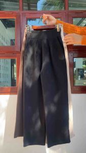 กางเกงขายาวทรงกระบอกขอบเอวสูงมีกระเป๋าข้าง