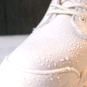 สเปร์ยป้องกันน้ำ Nano Water Proofer 325 ml