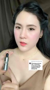 Serum AHA Mandelic trẻ hoá căng bóng da almonds