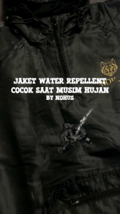 Nohus Jaket Anorak Parasut Anti Air Wolf