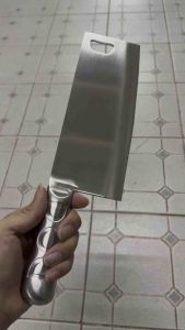 ✔️(มีคลิปรีวิว) มีด มีดใหญ่ มีดทำครัว 2in1 มีที่เปิดขวด มีดปังตอ มีดสับหมู มีดสับปลา มีดสไตล์ญี่ปุ่น สแตนเลส ด้ามจับถนัดมือสีเงิน พกอันเดียวจบ ไม่ควรพลาด สินค้าพร้อมจัดส่ง 3.2x8" (1285625512225)