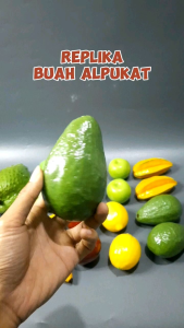 Buah Alpukat (1pcs) / Replika Buah Alpukat / Hiasan Buah / Pajangan Buah / Mainan Buah / Edukasi Buah / Restorant / Resto / Hotel / Mainan Anak / Dummy Buah / FYP / VIRAL / MAINAN