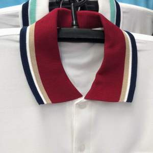 เสื้อโปโล รุ่น T-17 เสื้อยืด คอปก โปโลสีขาว ปกสีเลือดหมู +++สินค้าพร้อมส่ง+++